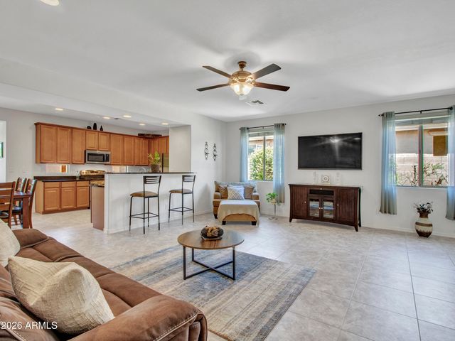 5435 W Fetlock Trail, Phoenix, AZ 85083