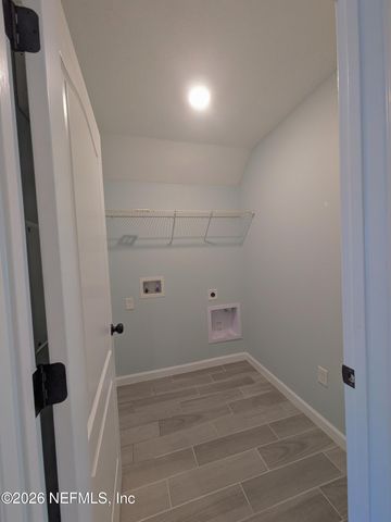 1329 SALT RIDGE Avenue, Jacksonville, FL 32218