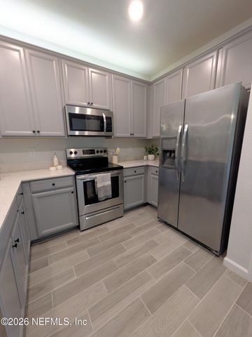 1329 SALT RIDGE Avenue, Jacksonville, FL 32218