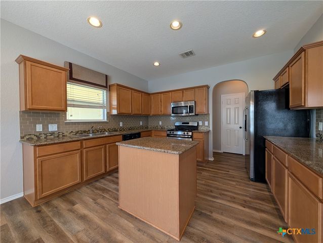 2937 Post Oak Circle, New Braunfels, TX 78130