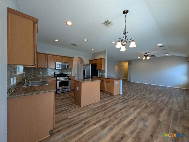 2937 Post Oak Circle, New Braunfels, TX 78130