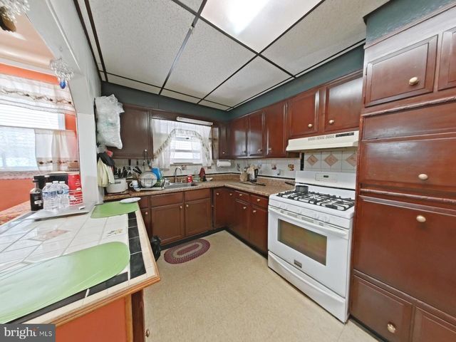 6243 MONTAGUE ST, Philadelphia, PA 19135