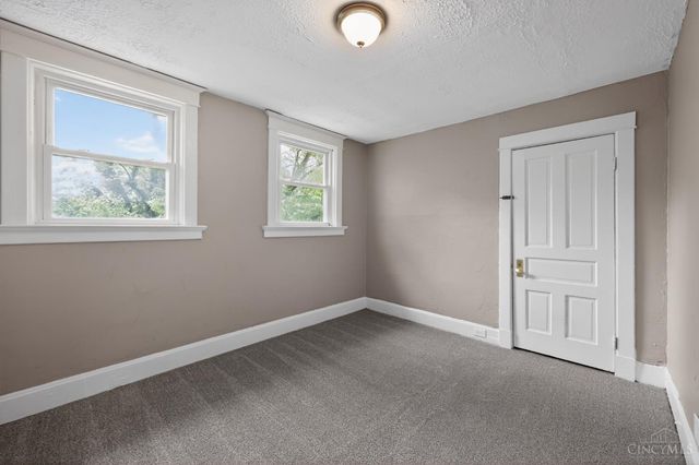 4938 Plainville Road, Cincinnati, OH 45227