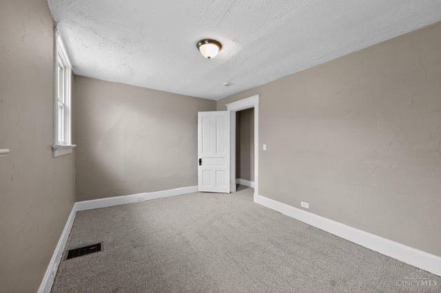 4938 Plainville Road, Cincinnati, OH 45227