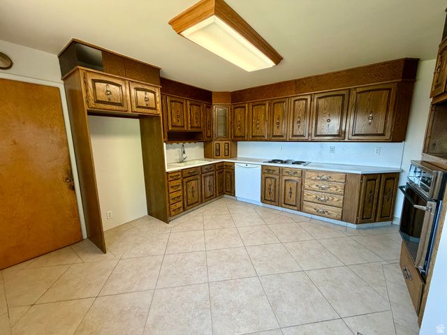 1144 E HILLVIEW DR, Millcreek, UT 84124