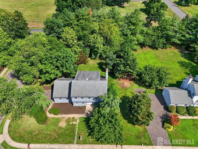 1 Dutchess Lane, South Brunswick, NJ 08810