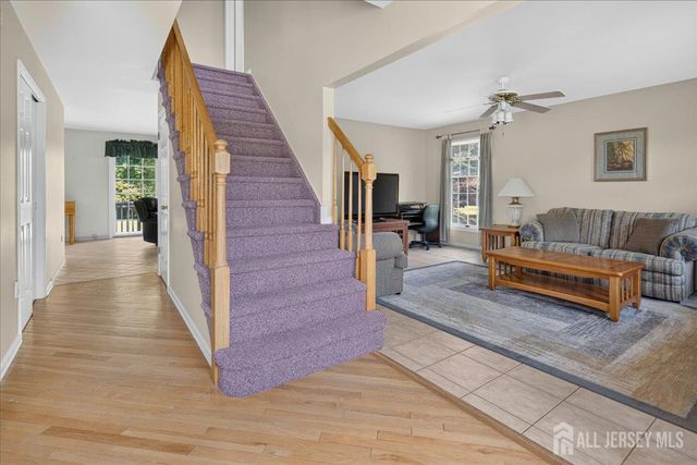 1 Dutchess Lane, South Brunswick, NJ 08810