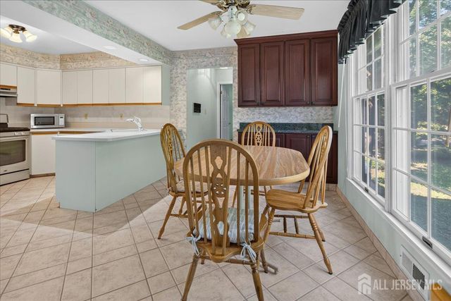 1 Dutchess Lane, South Brunswick, NJ 08810
