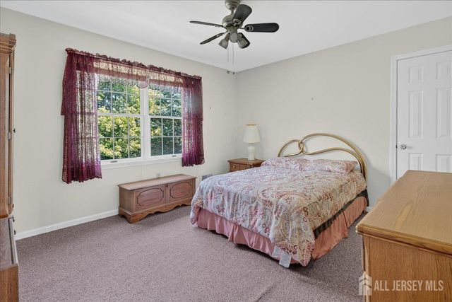 1 Dutchess Lane, South Brunswick, NJ 08810