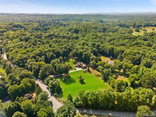 326 Bedford Center Road, Bedford Hills, NY 10506