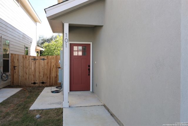 10310 Lynwood Village, San Antonio, TX 78245