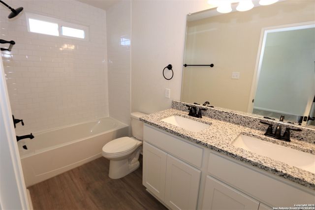 10310 Lynwood Village, San Antonio, TX 78245