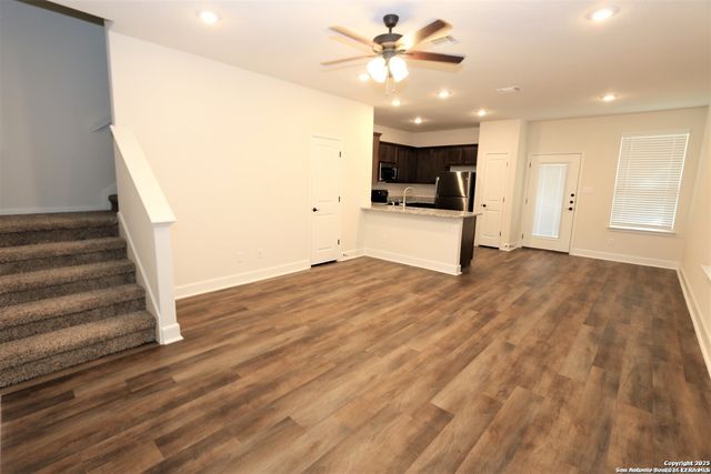 10310 Lynwood Village, San Antonio, TX 78245
