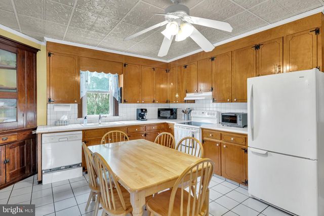 207 COMMERCE ST, Harrington, DE 19952