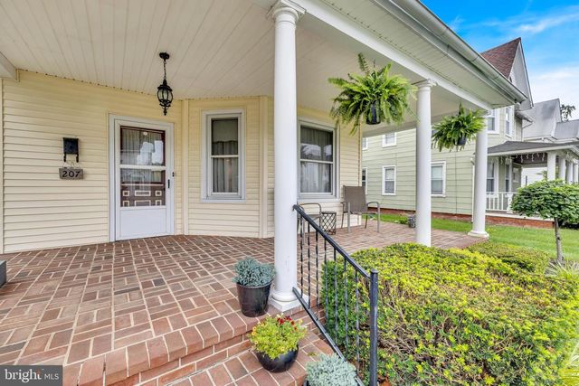 207 COMMERCE ST, Harrington, DE 19952