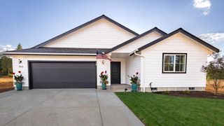 1154 Cascade Loop 7, Cave Junction, OR 97523