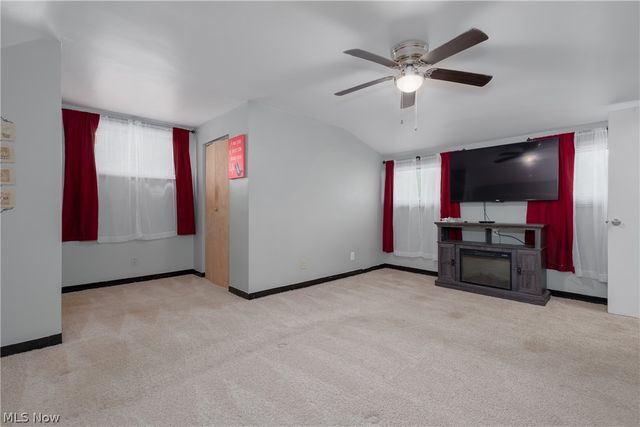 2912 Prange Drive, Cuyahoga Falls, OH 44223