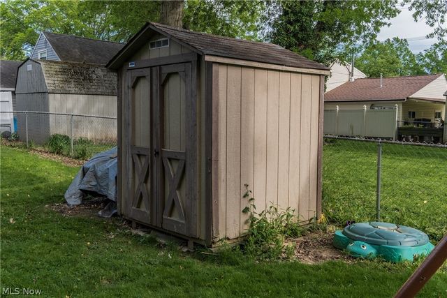2912 Prange Drive, Cuyahoga Falls, OH 44223