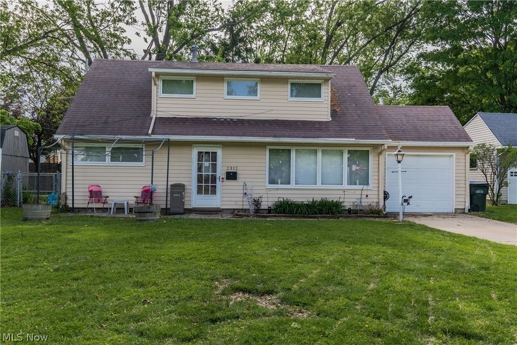 2912 Prange Drive, Cuyahoga Falls, OH 44223