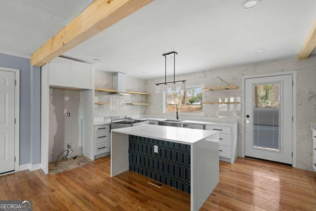 1971 Honeysuckle Lane SW, Atlanta, GA 30311