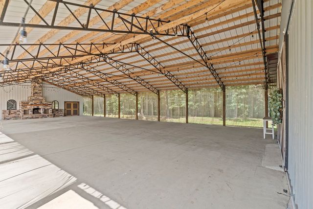 9 County Road 517, Elba, AL 36323