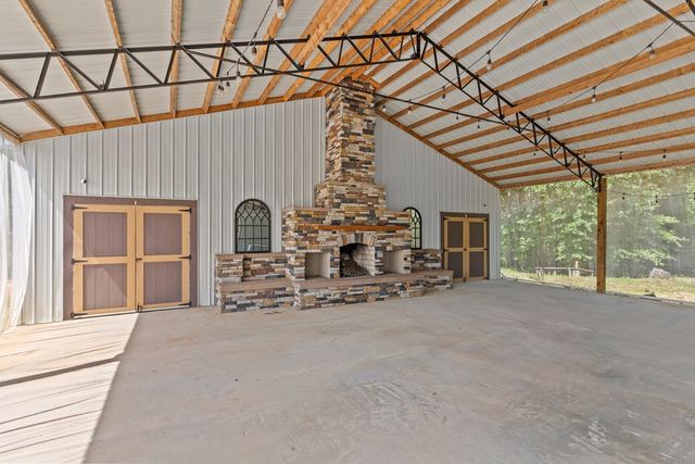 9 County Road 517, Elba, AL 36323