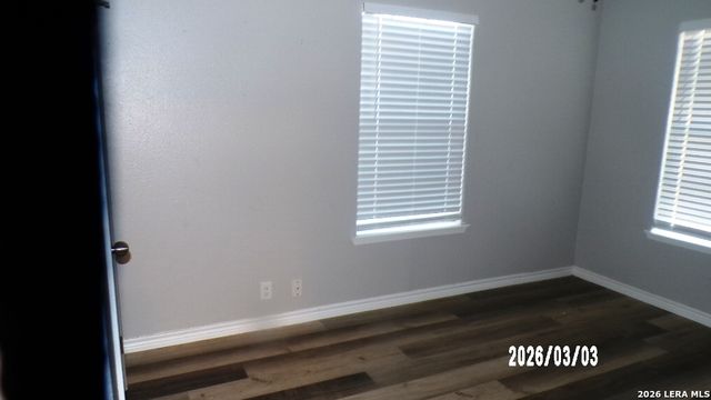 1003 E Randall, Beeville, TX 78102