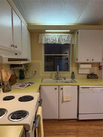 57 N BOBWHITE ROAD, Wildwood, FL 34785