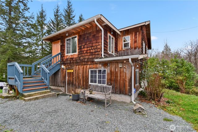 41557 Cape Horn Drive, Concrete, WA 98237