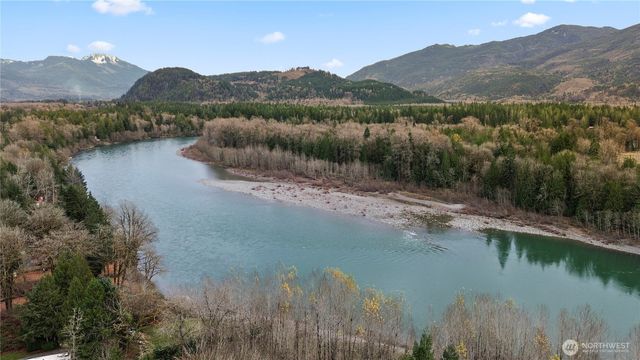 41557 Cape Horn Drive, Concrete, WA 98237