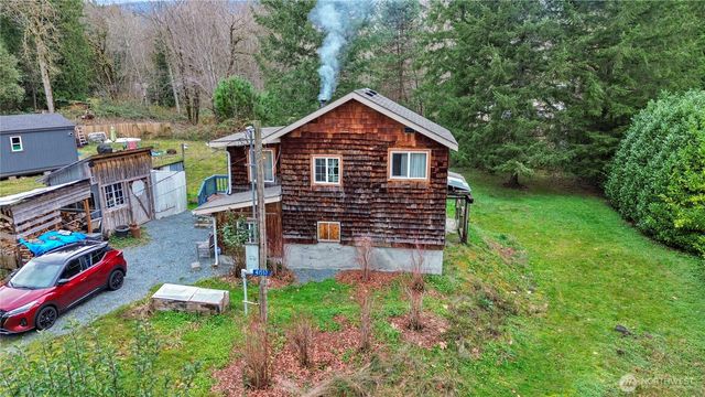 41557 Cape Horn Drive, Concrete, WA 98237