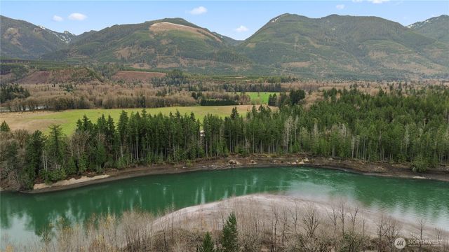 41557 Cape Horn Drive, Concrete, WA 98237