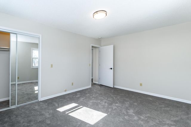 10935 S Thomas Avenue S, Bloomington, MN 55431