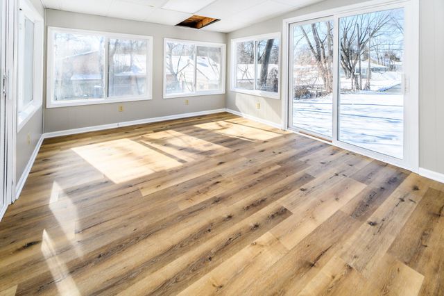 10935 S Thomas Avenue S, Bloomington, MN 55431