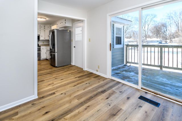 10935 S Thomas Avenue S, Bloomington, MN 55431