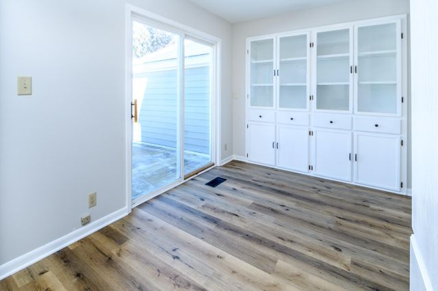 10935 S Thomas Avenue S, Bloomington, MN 55431