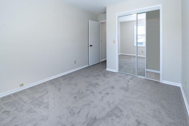 10935 S Thomas Avenue S, Bloomington, MN 55431