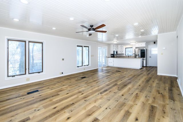 10935 S Thomas Avenue S, Bloomington, MN 55431