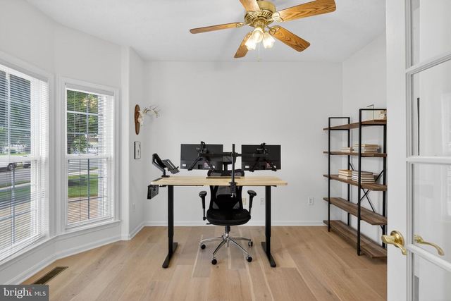 242 FOX CHASE ST, Warrenton, VA 20186