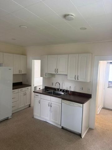 242 Pine St. 2, Gardner, MA 01440