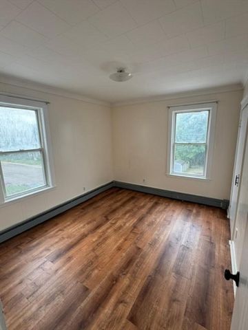 242 Pine St. 2, Gardner, MA 01440