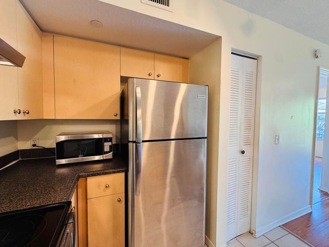 4171 San Marino Boulevard 108, West Palm Beach, FL 33409