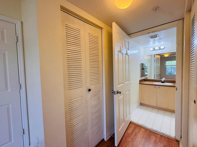4171 San Marino Boulevard 108, West Palm Beach, FL 33409
