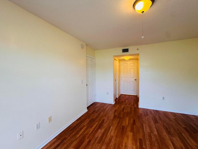 4171 San Marino Boulevard 108, West Palm Beach, FL 33409