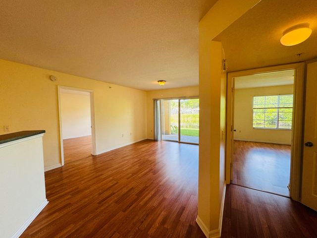 4171 San Marino Boulevard 108, West Palm Beach, FL 33409