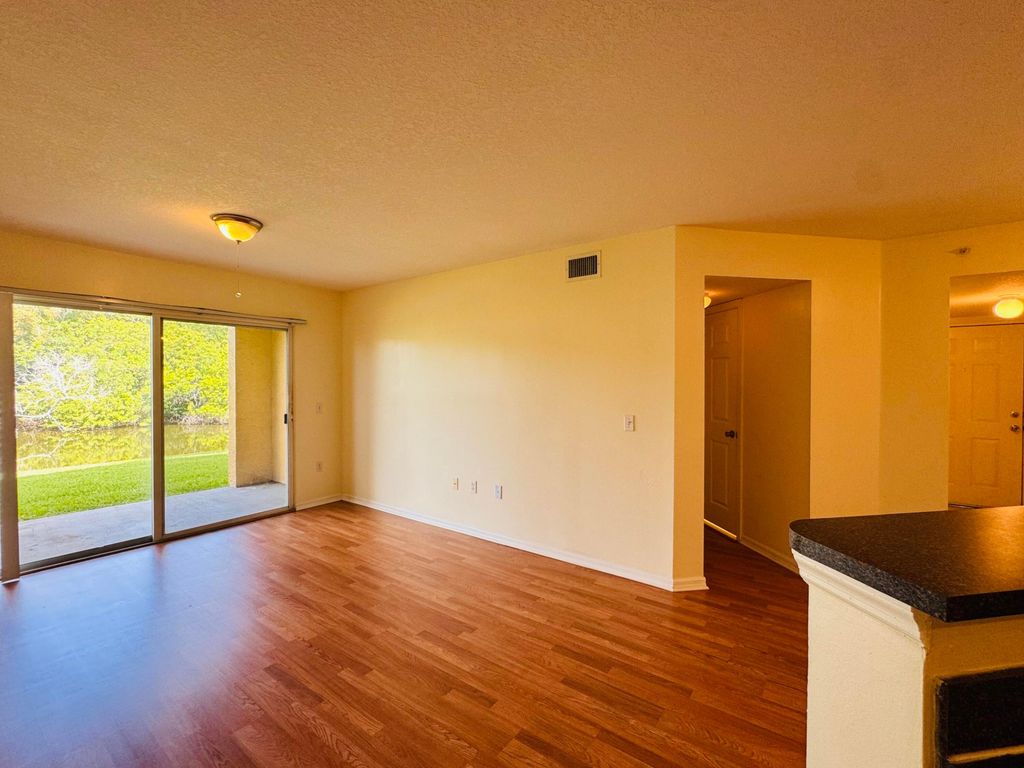 4171 San Marino Boulevard 108, West Palm Beach, FL 33409