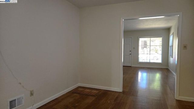 702 Solano Ave, Albany, CA 94706