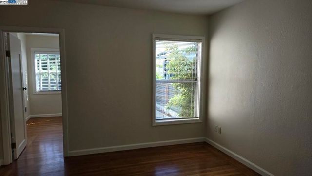 702 Solano Ave, Albany, CA 94706