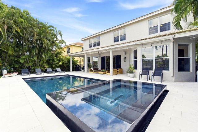 19123 Two River Lane, Boca Raton, FL 33498