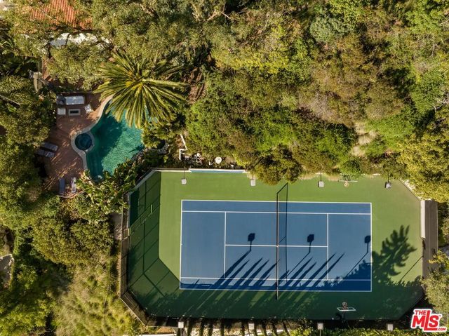 1427 N Kings Road, West Hollywood, CA 90069